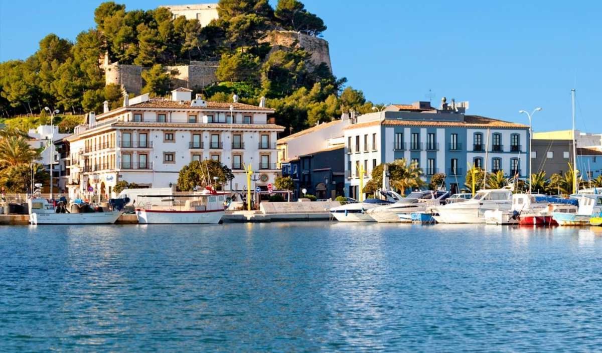 Atico En Primerisima Linea De Playa!!! Denia Exterior photo