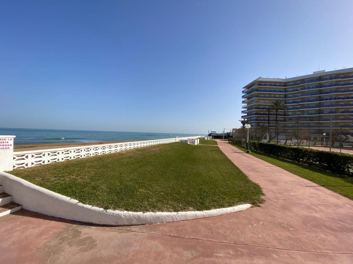 Atico En Primerisima Linea De Playa!!! Denia Exterior photo