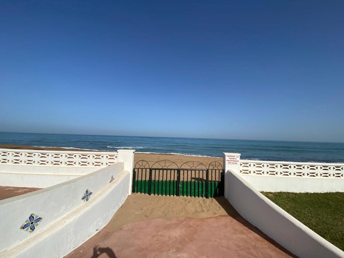 Atico En Primerisima Linea De Playa!!! Denia Exterior photo